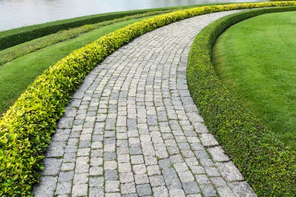 Cost of Sidewalk Pavers Installation in Corona